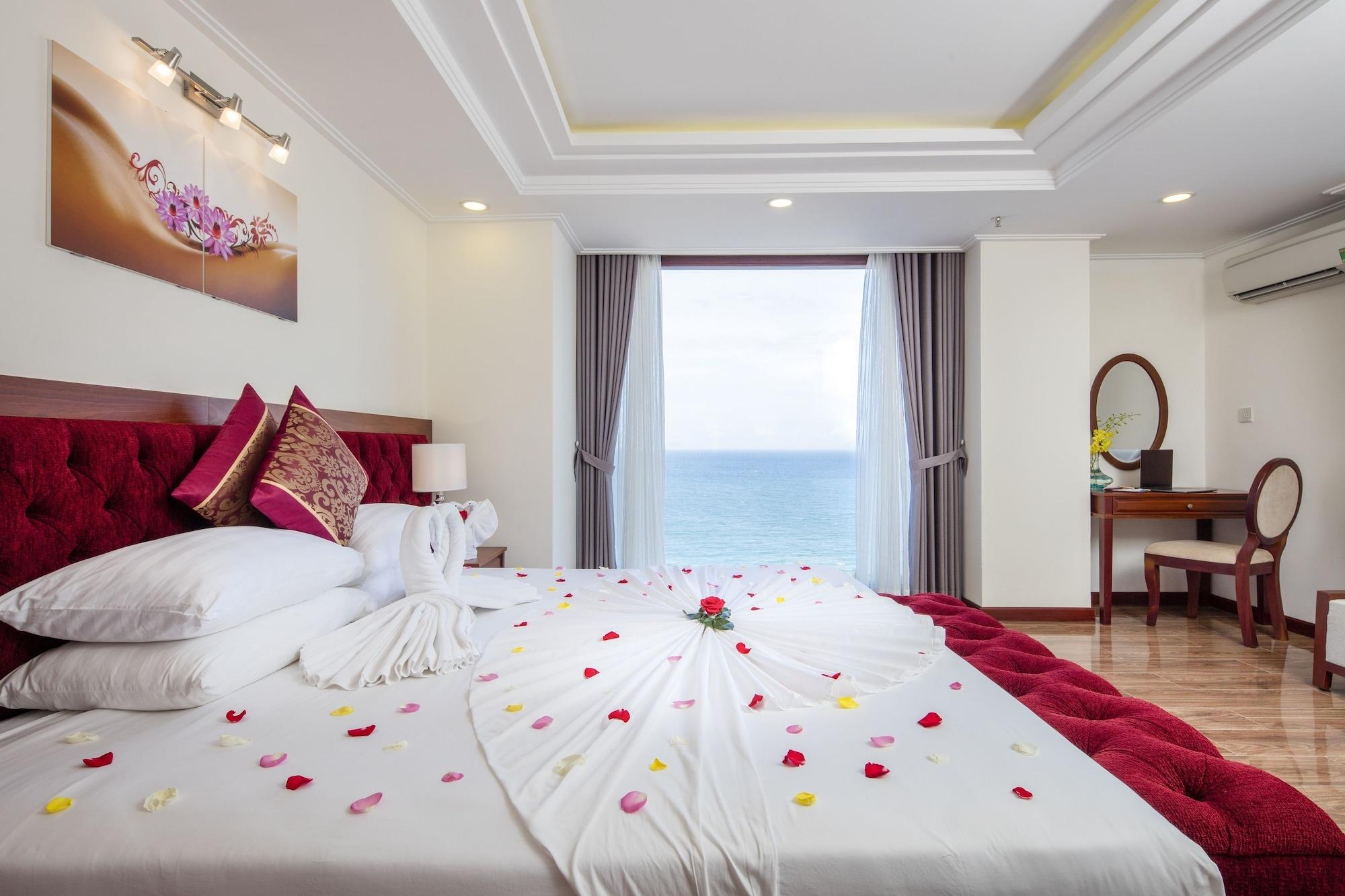 Apus Hotel Nha Trang Bagian luar foto