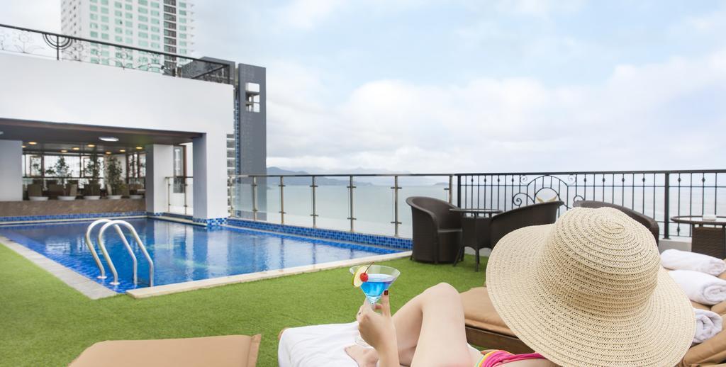 Apus Hotel Nha Trang Bagian luar foto